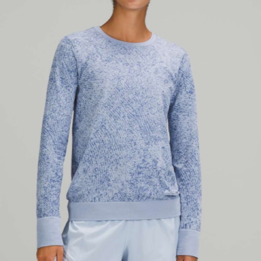 Lululemon Swiftly Breathe Long Sleeve Shirt in Blue Linen/Water Drop